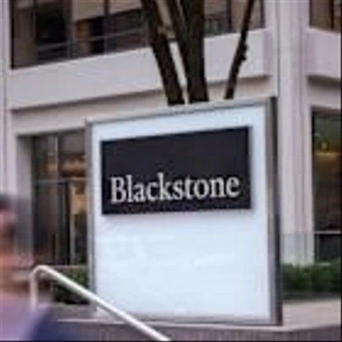 Blackstone Joins Race to Bring Private Assets to 401(k) Market