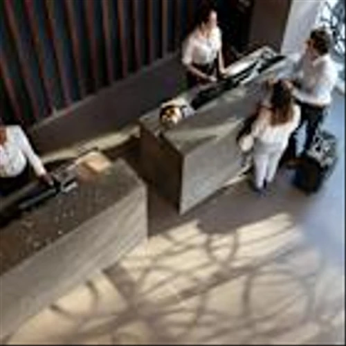 As hotel loyalty programs lose value, could AI come to the rescue?