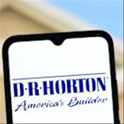 America's largest homebuilder warns of slow spring selling season as affordability, confidence weigh on buyers