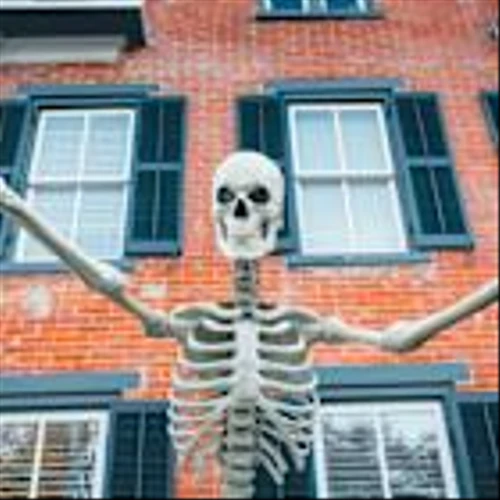 Men’s underwear, cardboard boxes, and giant skeletons: Offbeat recession indicators to watch