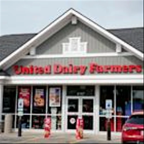 United Dairy Farmers taps Gorilla Glue exec as new CEO as Brad Lindner retires