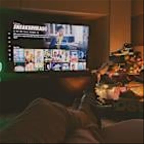 Analyst Says He’s ‘Sticking With’ Netflix (NFLX) Despite Declines – Here’s Why