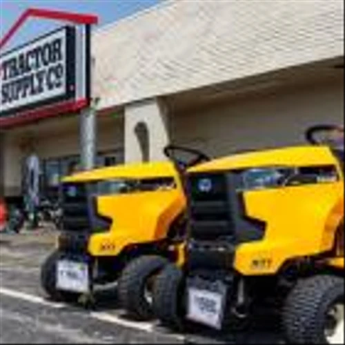Tractor Supply Pre-Q1 Earnings: Should You Buy Amid Positive Trends?