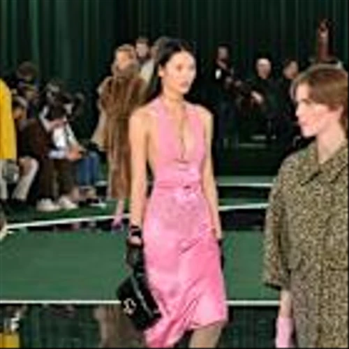 Alibaba, Kering, and 5 More International Bargain Stocks for 2026