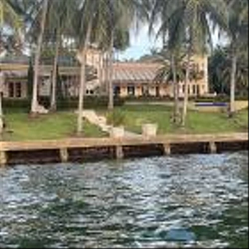 He Didn’t Realize Jeff Bezos Was Buying His $79 Million Indian Creek Home. Now He’s Suing.