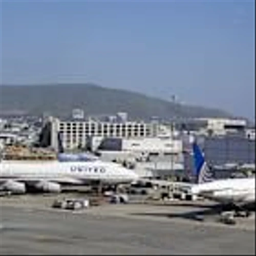 United Airlines Scores Relative Strength Rating Upgrade; Hits Key Threshold