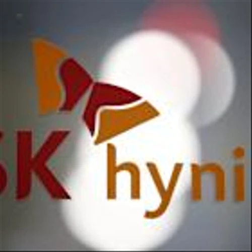 SK Group Chairman Chey apologises for massive data leak at SK Telecom