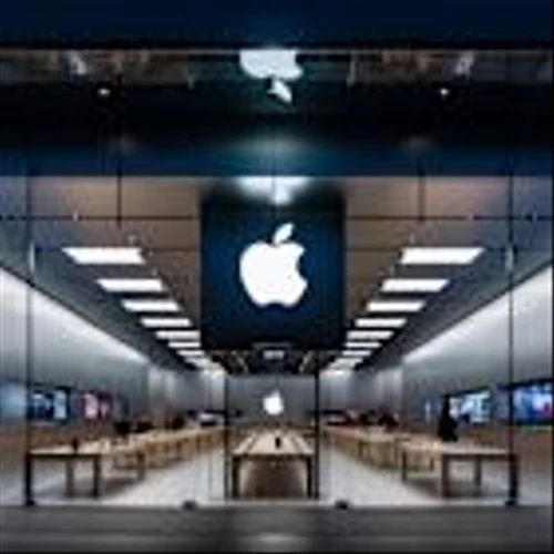 UBS Keeps $210 Target on Apple (AAPL) — China Still Key in Supply Chain