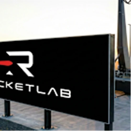 Space Stock Boom: Why Retail and Wall Street Are Aligning