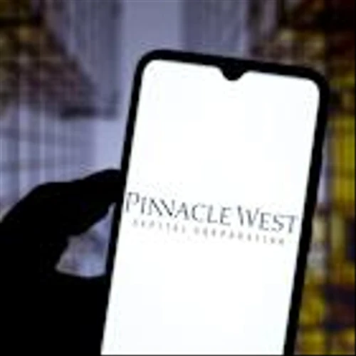 Is Pinnacle West Stock Outperforming the S&P 500?