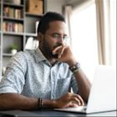 'Companies Cocoon Them,' Shopify Co-Founder Tobi Lütke Says—Why Ex-Entrepreneurs Get Pushed To The 'Outskirts' Instead Of Promoted