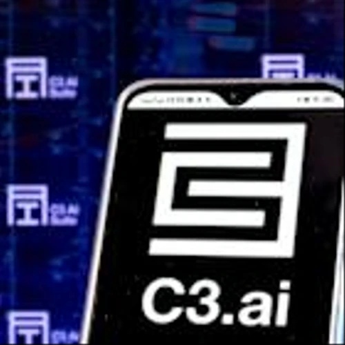 AI Exacerbates Tech Divide With Smaller Stocks Languishing