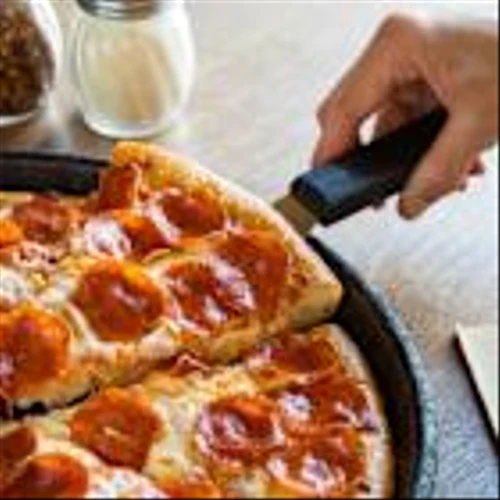 Popular pizza chain closed dozens of restaurants globally