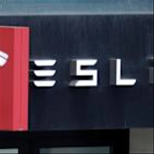 Tesla price hikes, Roku–Amazon, Hinge Health analyst coverage