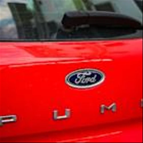 Ford Puma Gen-E races to top of Carwow rankings