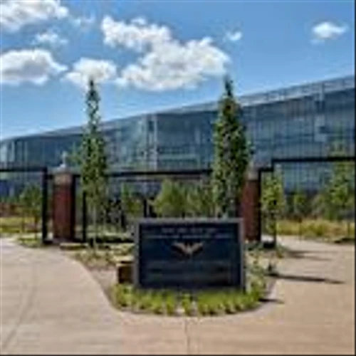 Ford’s Glass House headquarters had to go, experts say. Here’s why.