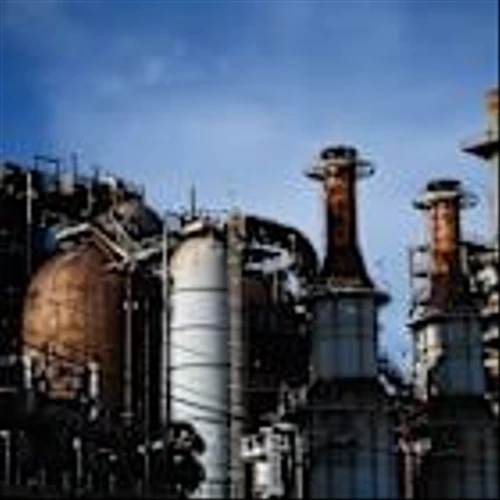 Oil Caught Between a $70 Summer and Growing Surplus Fears
