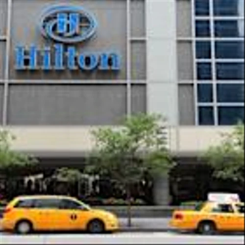 Hilton to Post Q1 Earnings: What's in the Cards for the Stock?