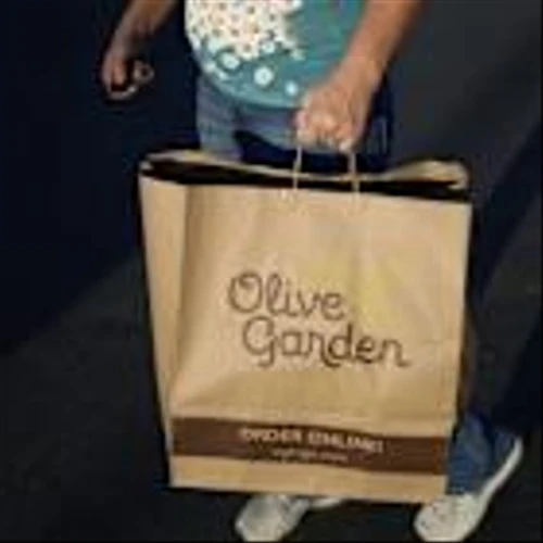 Olive Garden Parent’s Stock Is Slumping Amid Tariff Woes. Executives Are Making Sales.
