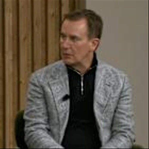 How Shopify Grew Without Adding to Its Headcount