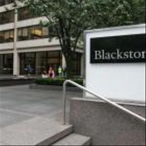 Blackstone Set to Report Q3 Earnings: What in the Offing?
