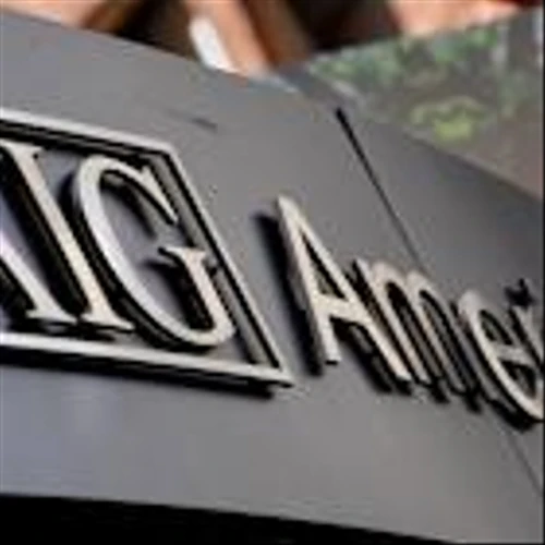 AIG Hires Former Lloyd’s CEO John Neal, Who Had Been Heading to Aon