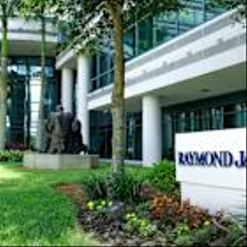 Raymond James Recruits Financial Advisor Teams With $1.5 Billion in Assets