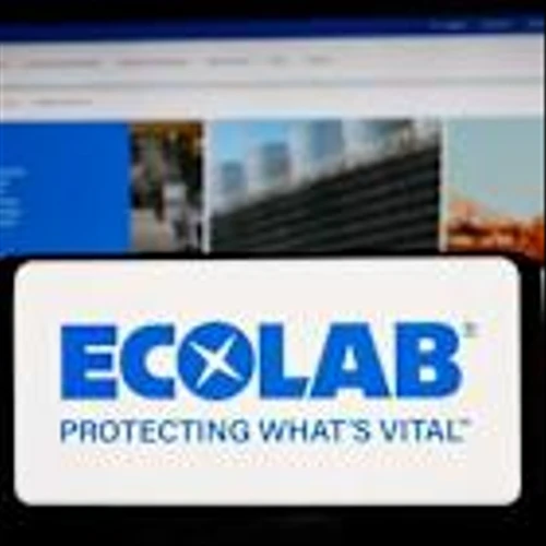 Is Ecolab Stock Outperforming the Dow?