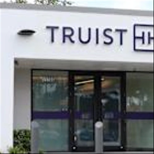 Truist plans to open 100 new branches in US