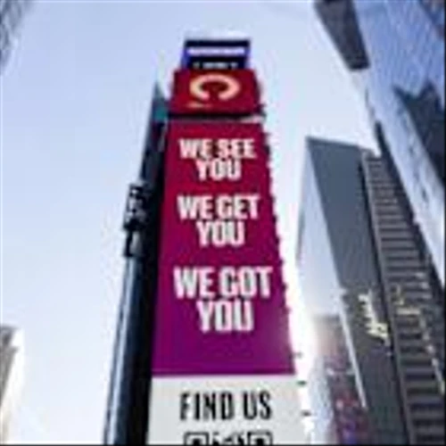HS Connect Makes History with Times Square’s First Patient-Led Runway Show
