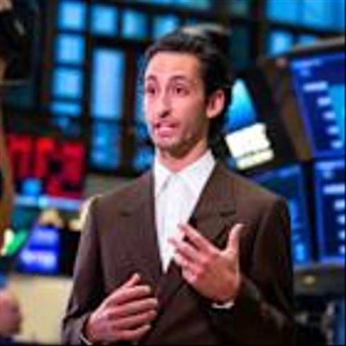 In this economy, even the affluent are a ‘more cautious consumer,’ Sweetgreen CEO warns. Chipotle and Cava are hurting too