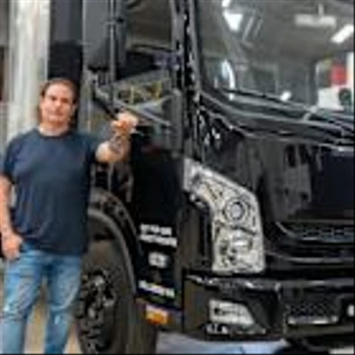 Mullen CEO David Michery doubles down on commercial EVs after buying out Bollinger