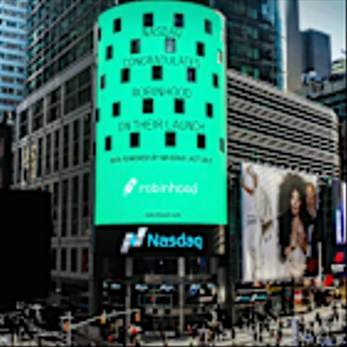 Analyst predicts massive upside for Robinhood post S&P 500 inclusion