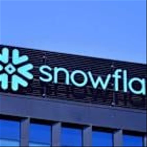 Snowflake Stock is Down But Its FCF Margin Guidance Could Lead to a 22% Higher Price Target