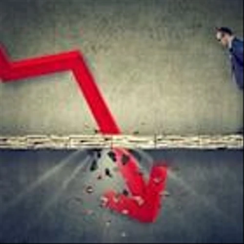 Should Investors Buy Natural Gas After a 60% Price Collapse?