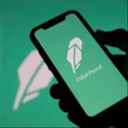 Robinhood CEO Vlad Tenev Builds Apocalypse Squad — 150 Top Performers Picked To Rebuild Company If Disaster Strikes