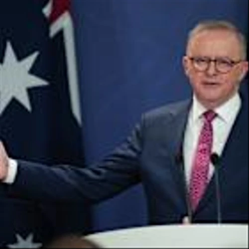 Australian prime minister urges China to resume iron ore imports after reported trade disruption