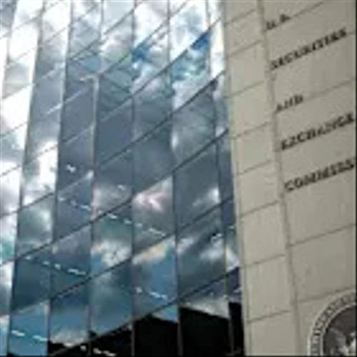 Lake Shore Bank staves off proxy war