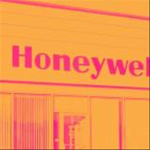 Q4 Earnings Highlights: Honeywell (NASDAQ:HON) Vs The Rest Of The General Industrial Machinery Stocks