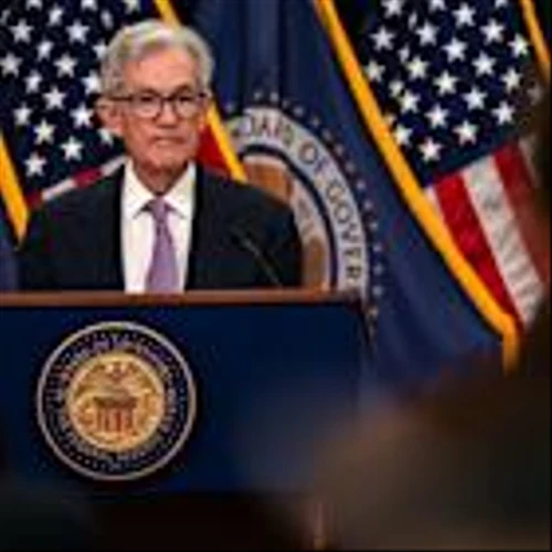 Powell Sees Stocks As Expensive. That’s Not His Problem.