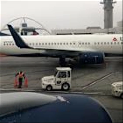 Law Professor Sues Boeing After Alleged Exposure to Toxic Fumes on Flight