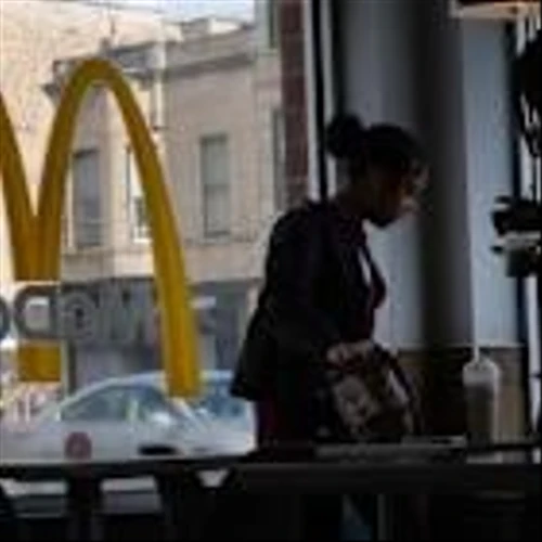 Corporate America’s hefty profit streak continues amid worries over job market