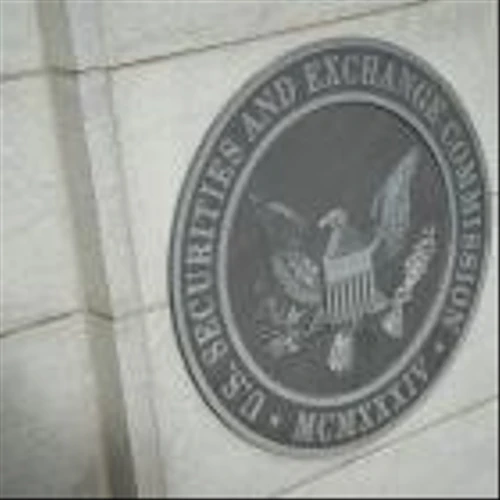SEC Probes B. Riley Deals With Client Tied to Failed Fund