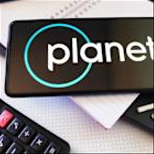 Planet Labs' Pivot To Solutions And AI Signals Long-Term Upside, Says Analyst