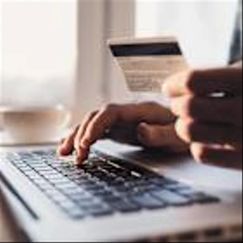 7 Everyday Expenses That Quietly Drain Middle-Class Wealth