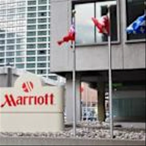 Marriott Q1 Earnings Surpass Estimates, Revenues Lag, RevPAR Rises Y/Y