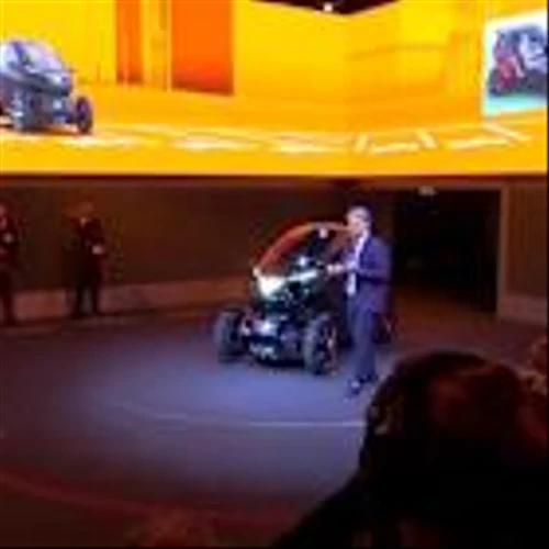 Renault seeks new boss after de Meo makes surprise move to Kering