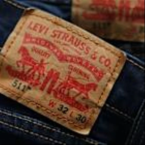 Levi CFO Sees Revenue Growth Offsetting Tariff Impact