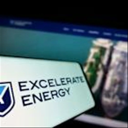 Excelerate Starts $700MM Notes Offering to Fund New Fortress LNG Deal