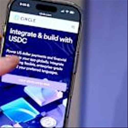 Stablecoin World Opens Up to Smaller Banks